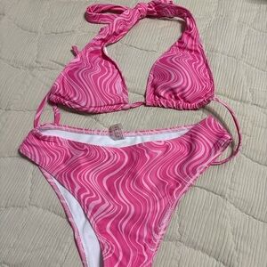 SHEIN Pink Wave Bikini Set
